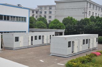 China Blanco prefabricado de los hogares de las casas modulares modernas móviles una casa de la capa proveedor